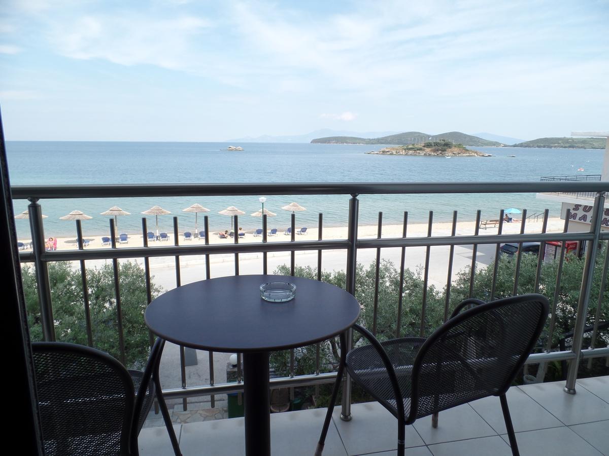 Plage Hotel Неа-Перамос Экстерьер фото