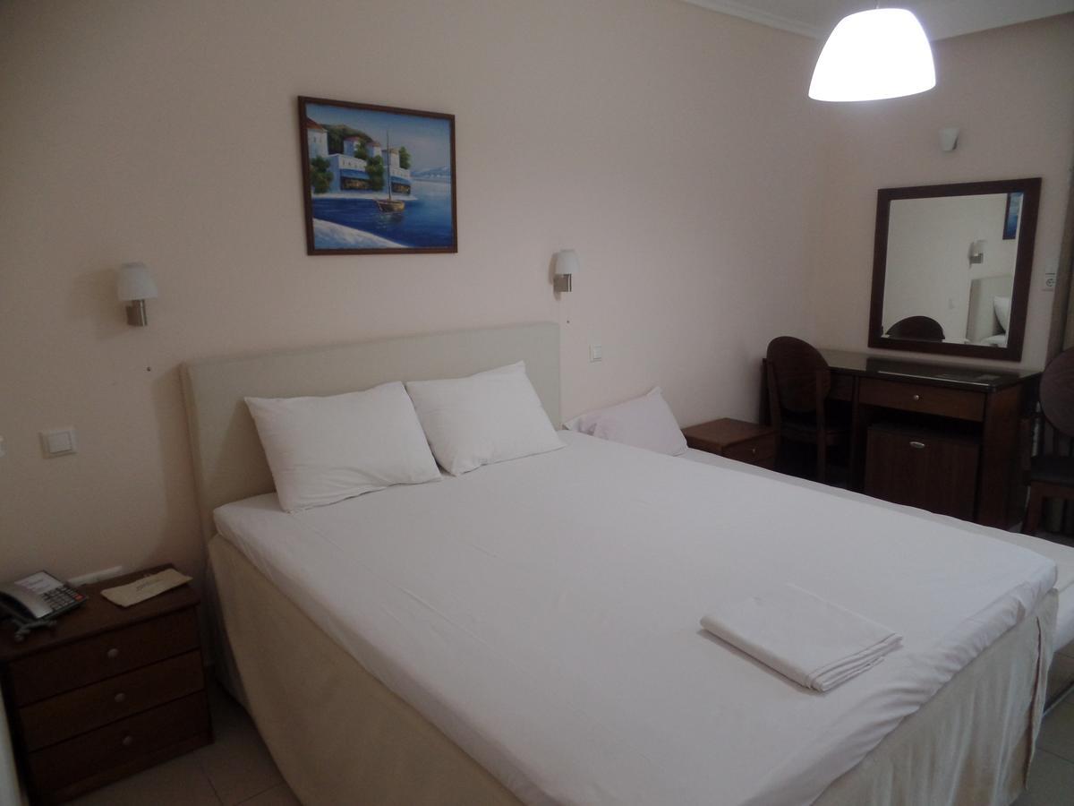 Plage Hotel Неа-Перамос Экстерьер фото