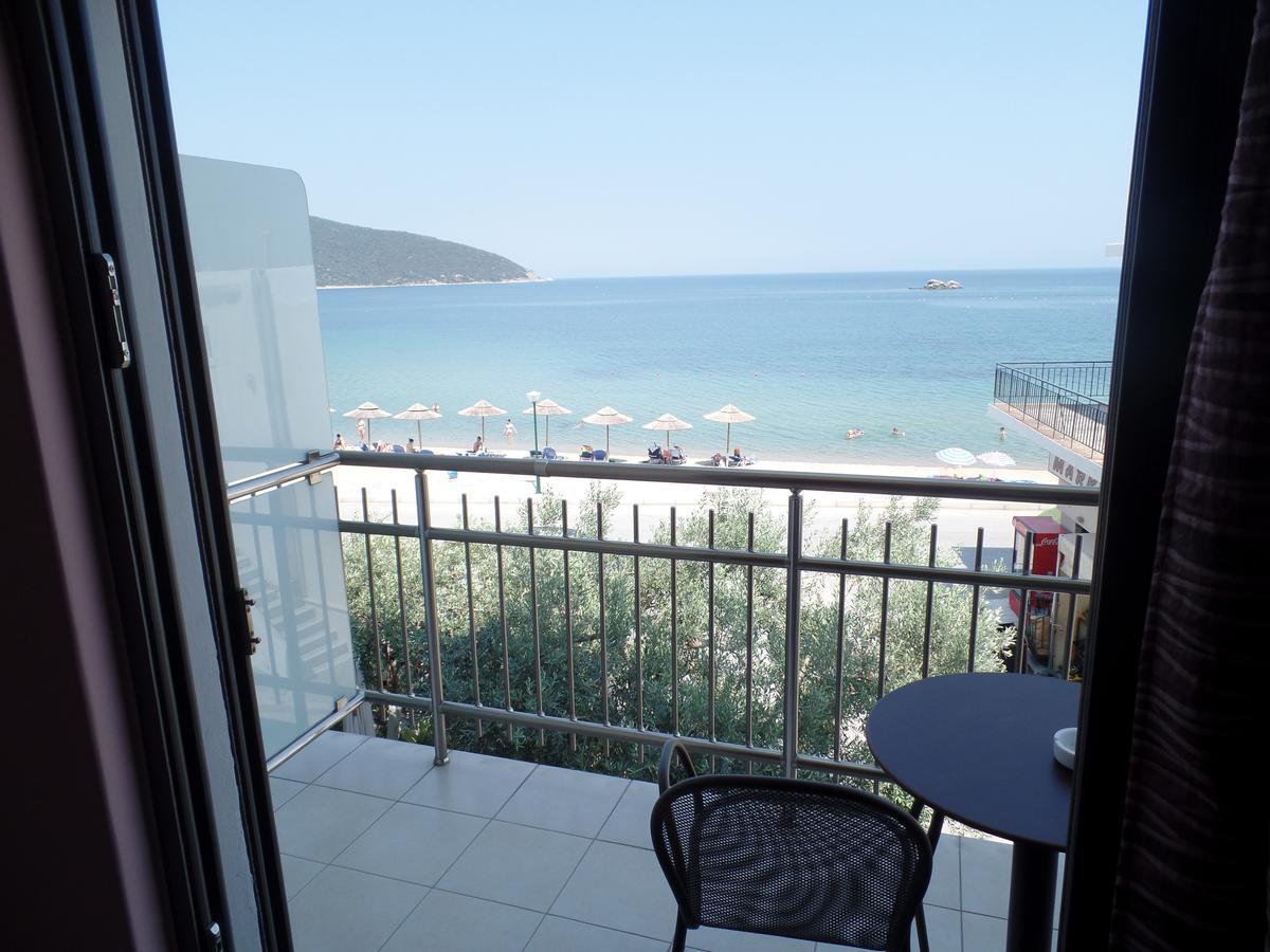Plage Hotel Неа-Перамос Экстерьер фото
